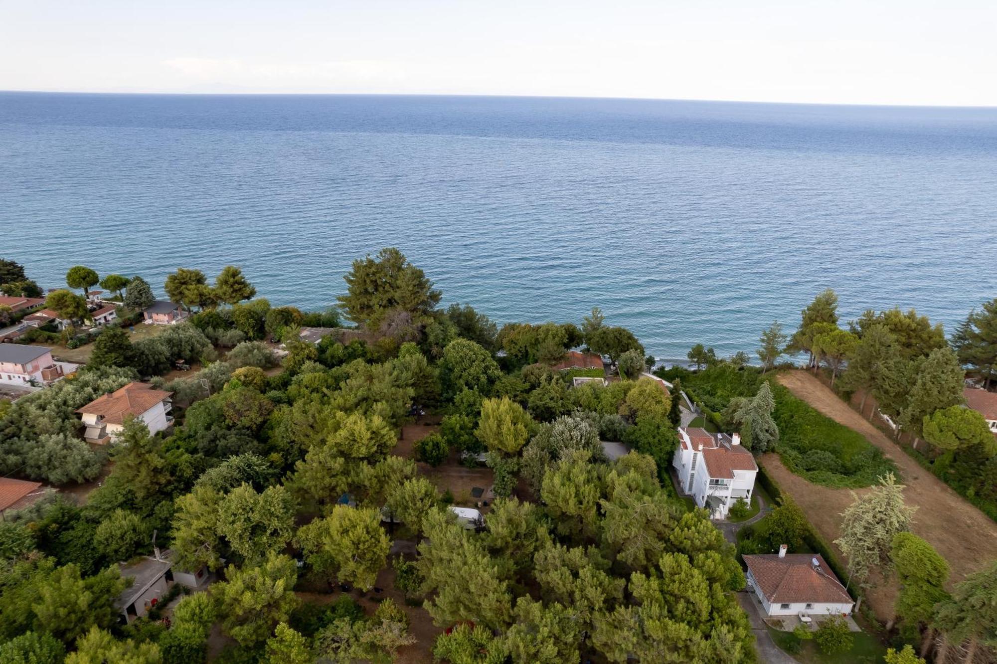 Sylvia Camping & Luxury Suites, Panel Hospitality Homes & Villas Litochoro Exterior photo